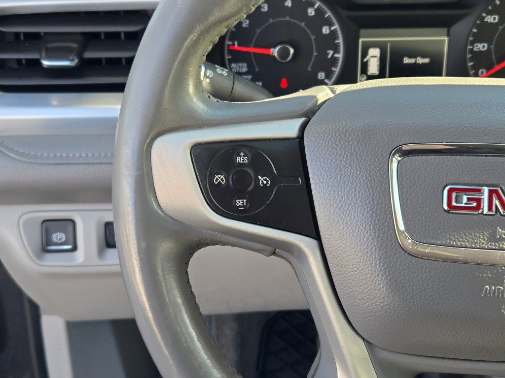 Used 2017 GMC Acadia SLE image 31