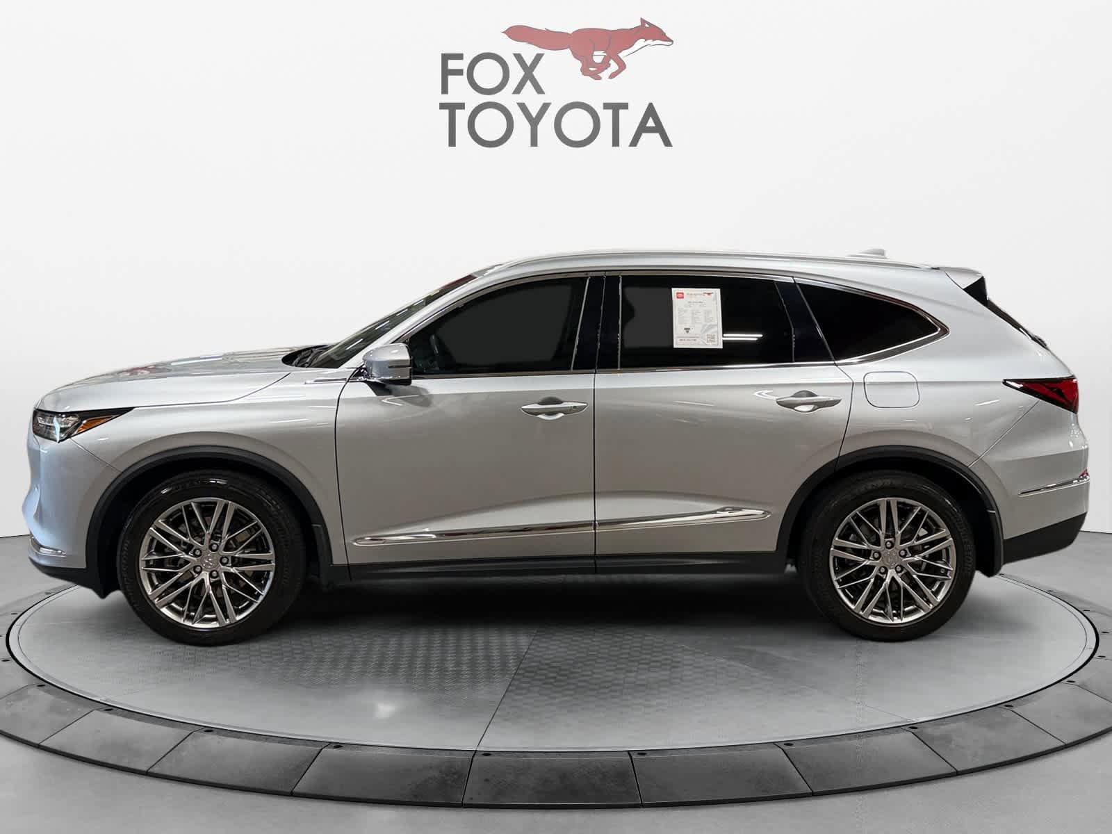 Used 2024 Acura MDX SH-AWD w/ Advance Package image 3