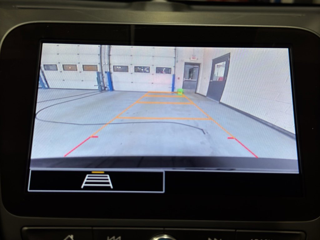 Used 2025 Chevrolet Malibu LT image 26