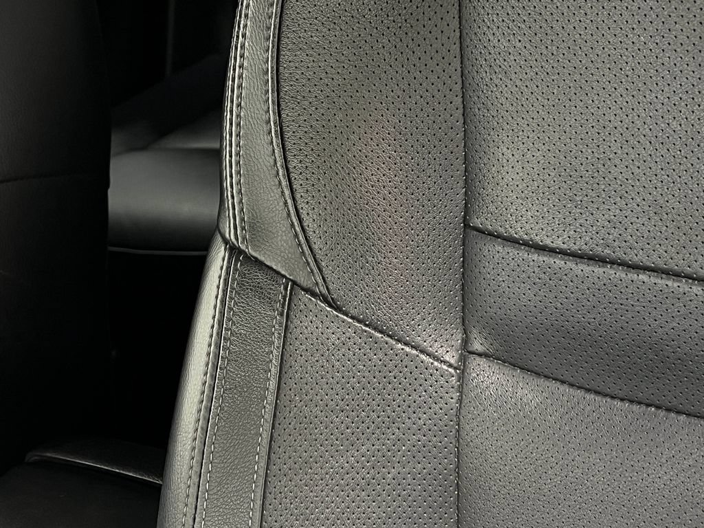 Used 2018 Nissan Rogue SL w/ Premium Package FWD image 19