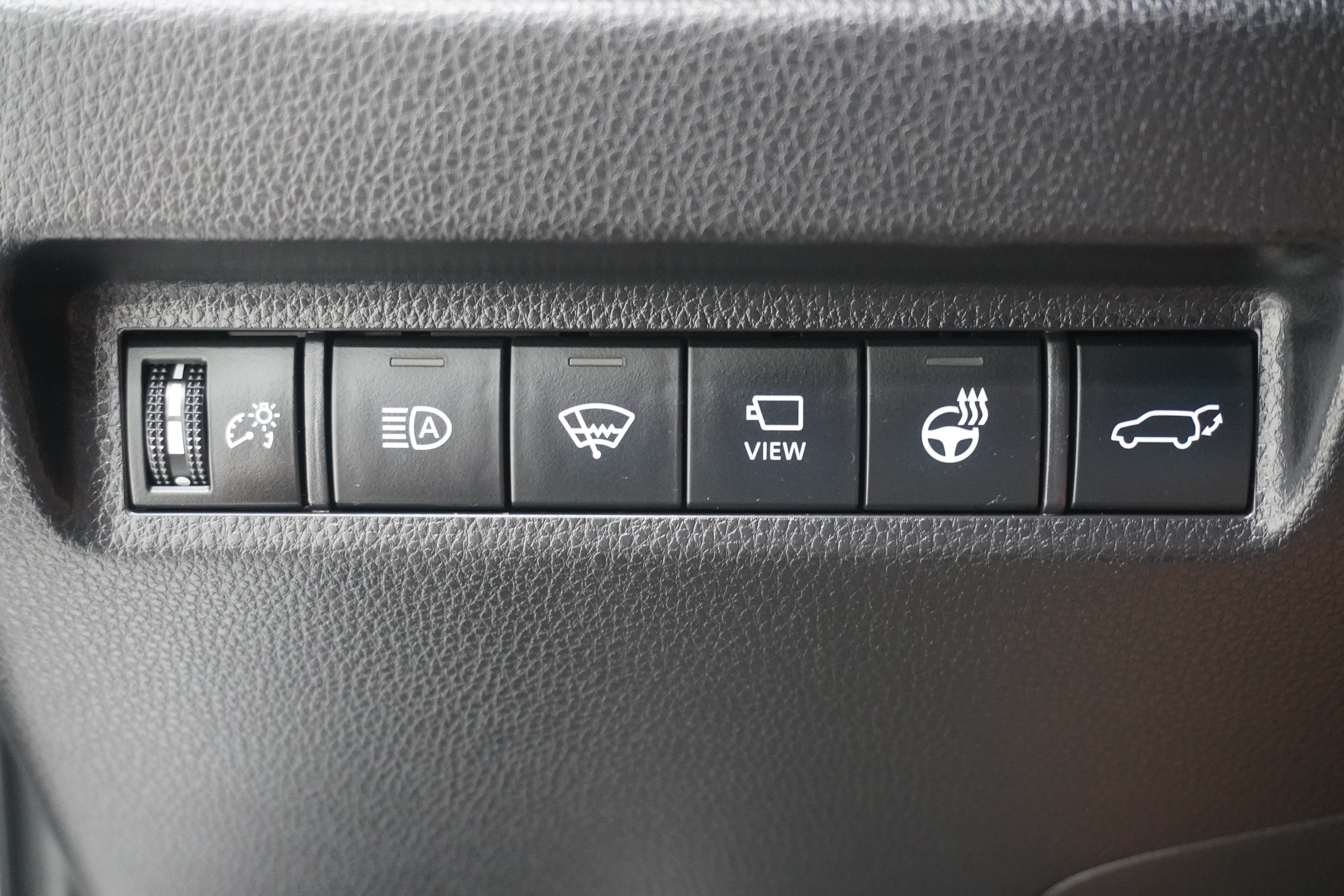 Used 2019 Toyota RAV4 Limited w/ Advanced Technology Package AWD/4WD image 27