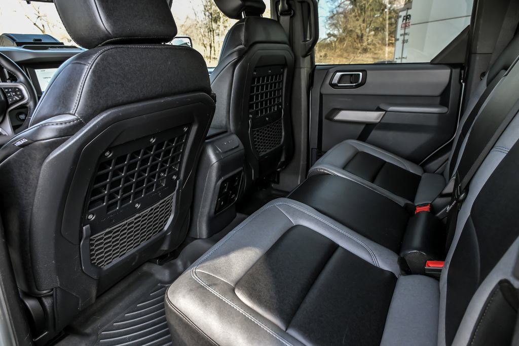 Used 2023 Ford Bronco Black Diamond image 16
