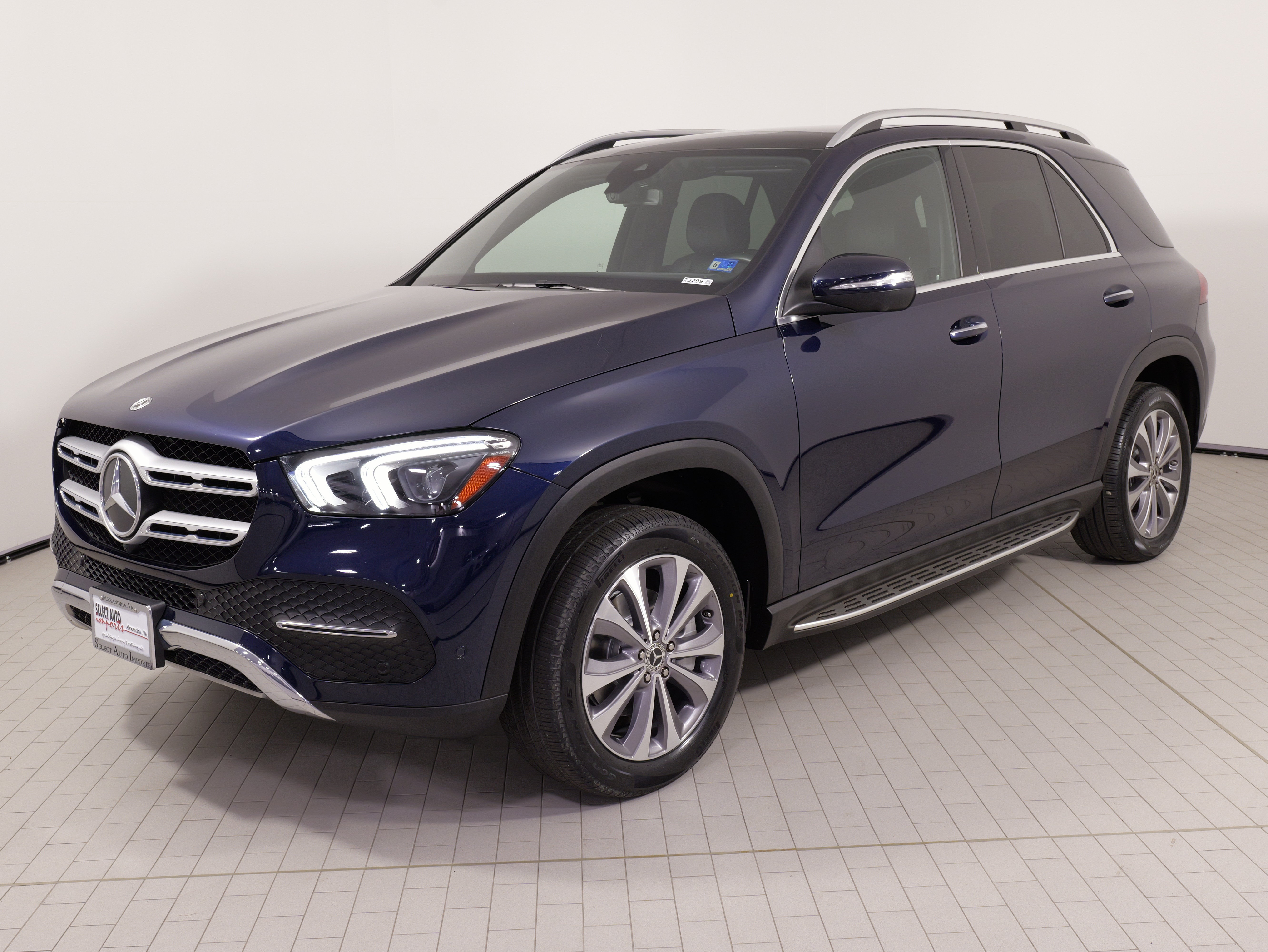 Used 2022 Mercedes-Benz GLE 350 4MATIC image 3