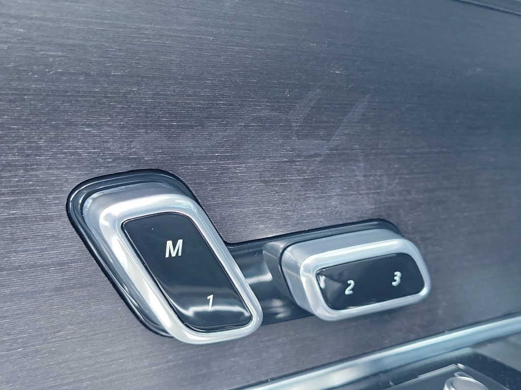 New 2026 Land Rover Range Rover Long Wheelbase SE AWD/4WD image 27