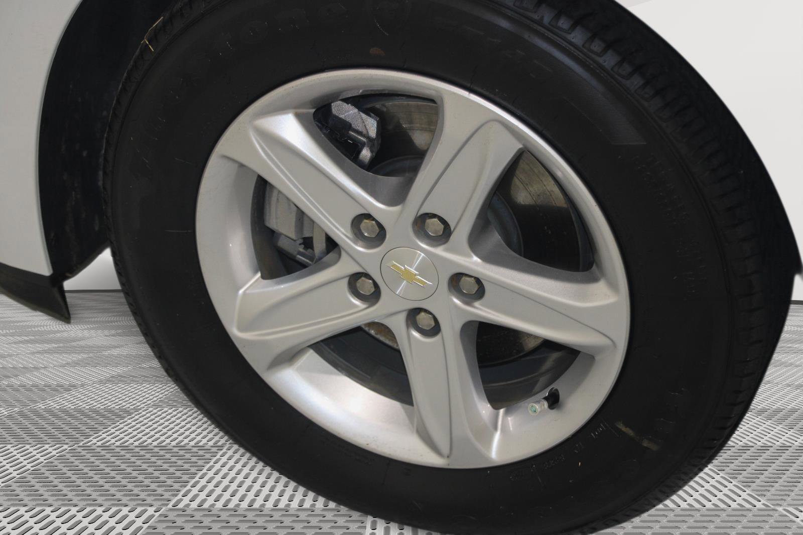 Used 2025 Chevrolet Malibu LS image 22