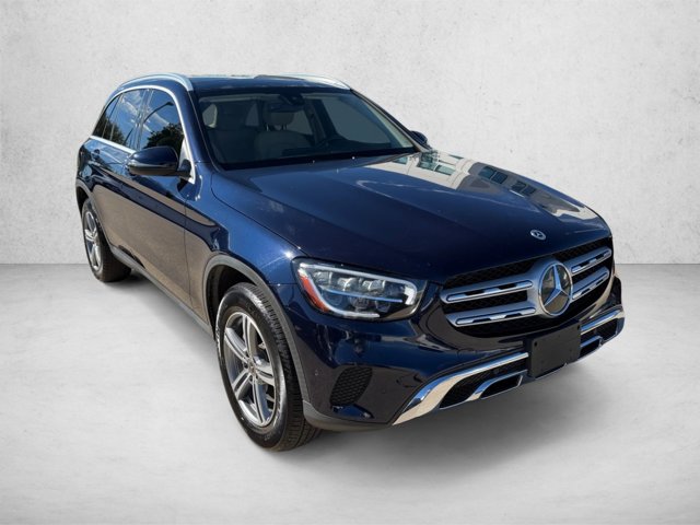 Used 2021 Mercedes-Benz GLC 300 4MATIC image 3