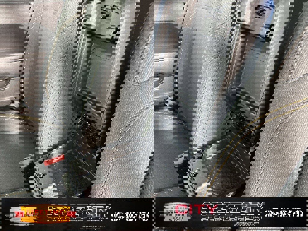 New 2025 Jeep Gladiator Sport image 22