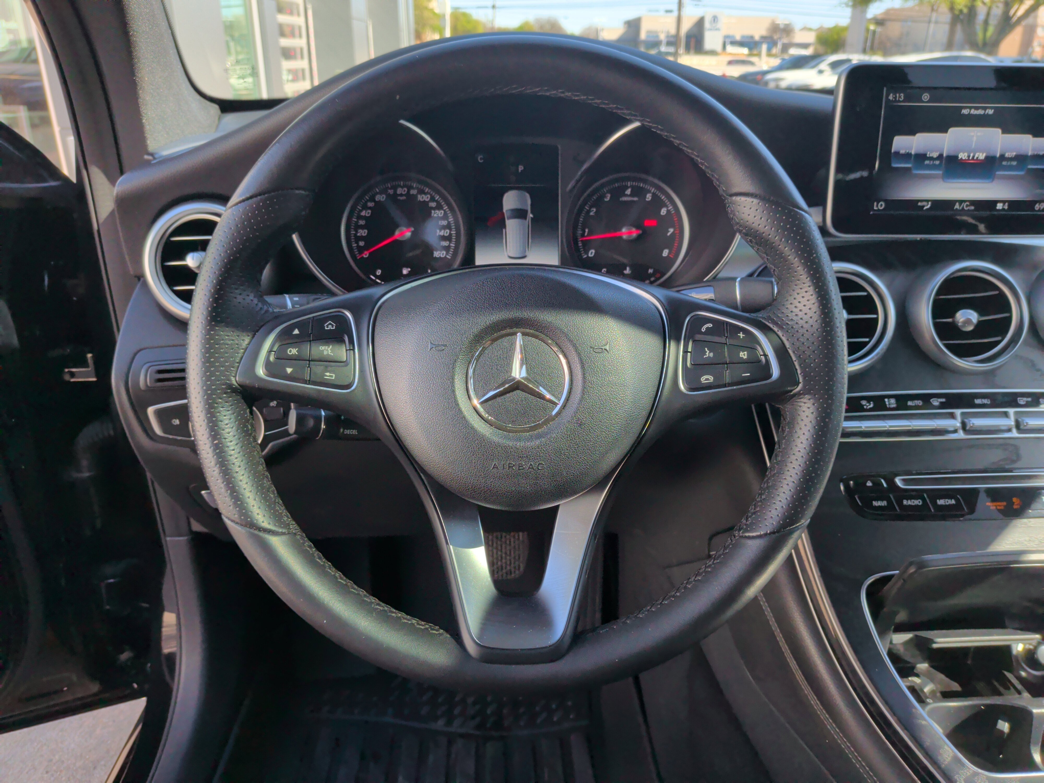 Used 2018 Mercedes-Benz GLC 300 image 18