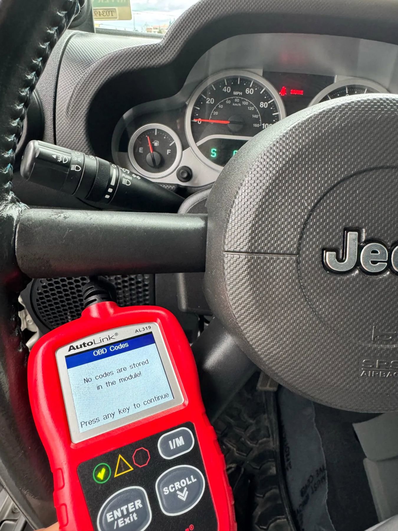 Used 2010 Jeep Wrangler Unlimited Sport image 16