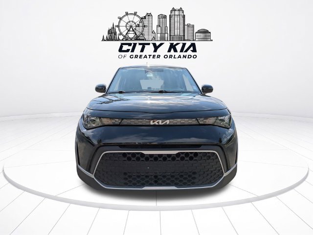 Certified 2025 Kia Soul LX w/ LX Technology Package FWD image 9