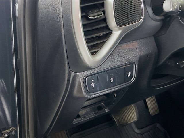 Used 2020 Kia Soul LX FWD image 11