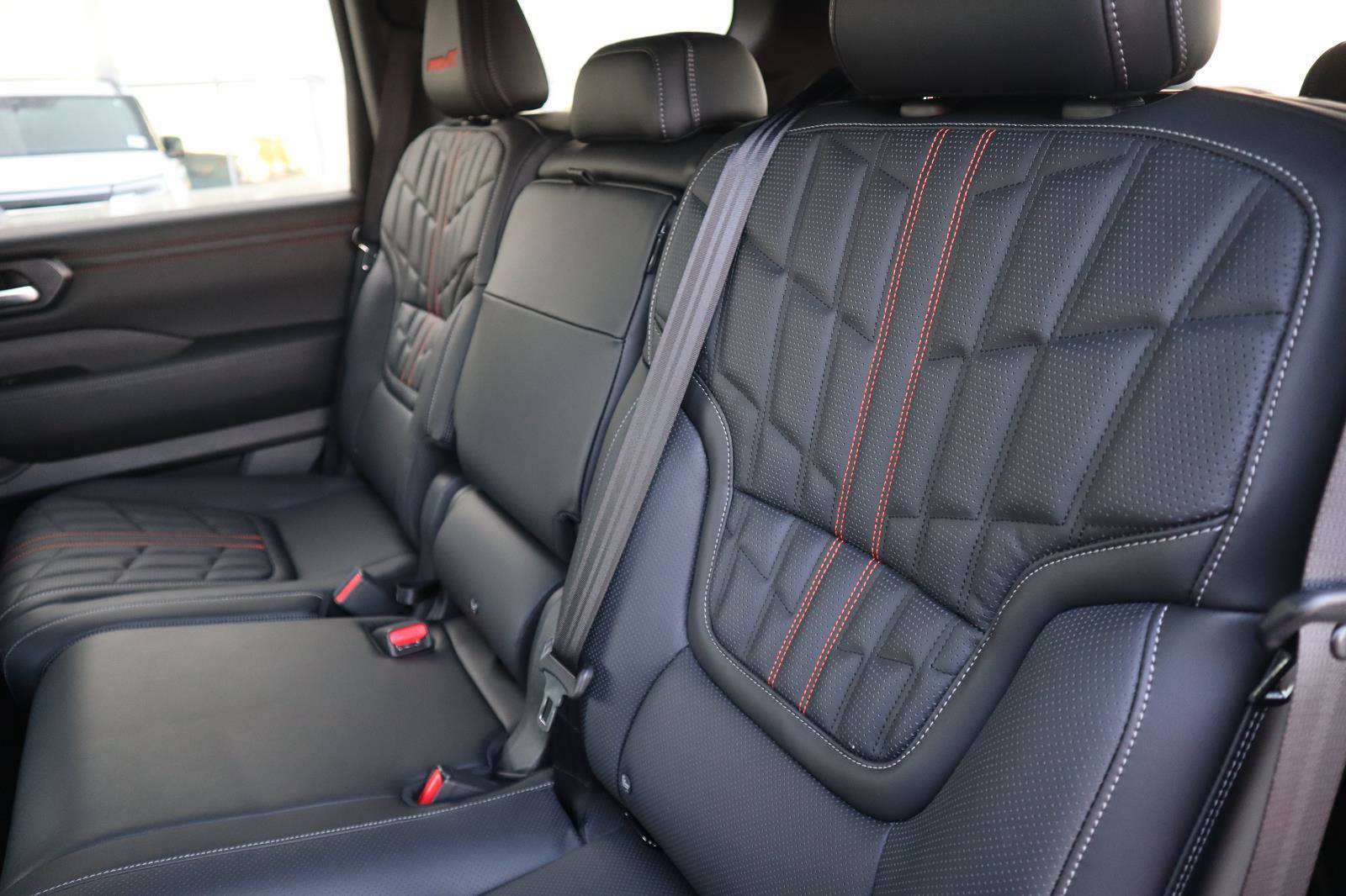 New 2026 Nissan Armada PRO-4X w/ Convenience Package AWD/4WD image 41