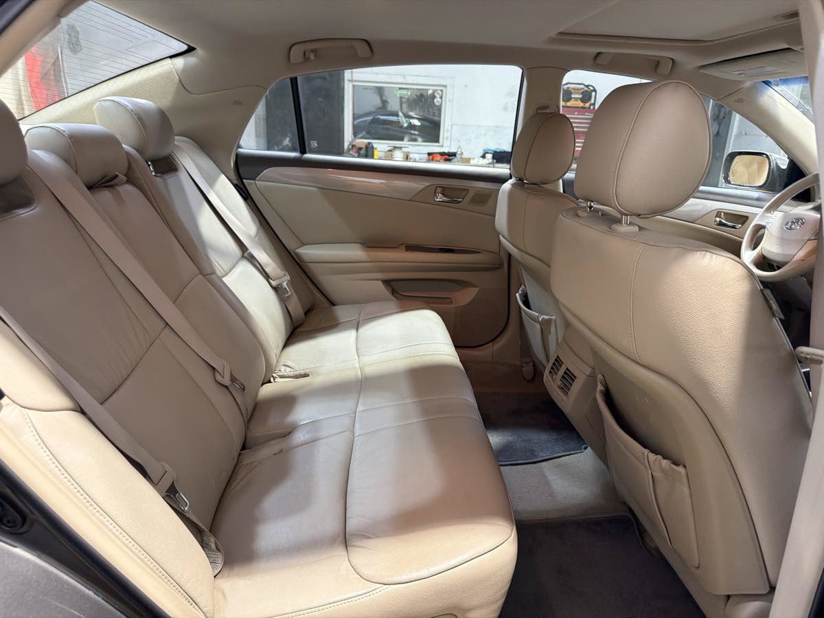 Used 2006 Toyota Avalon XL FWD image 25