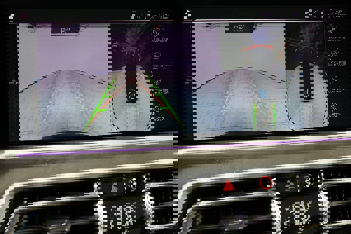 Used 2022 BMW X5 xDrive45e w/ Climate Comfort Package image 7