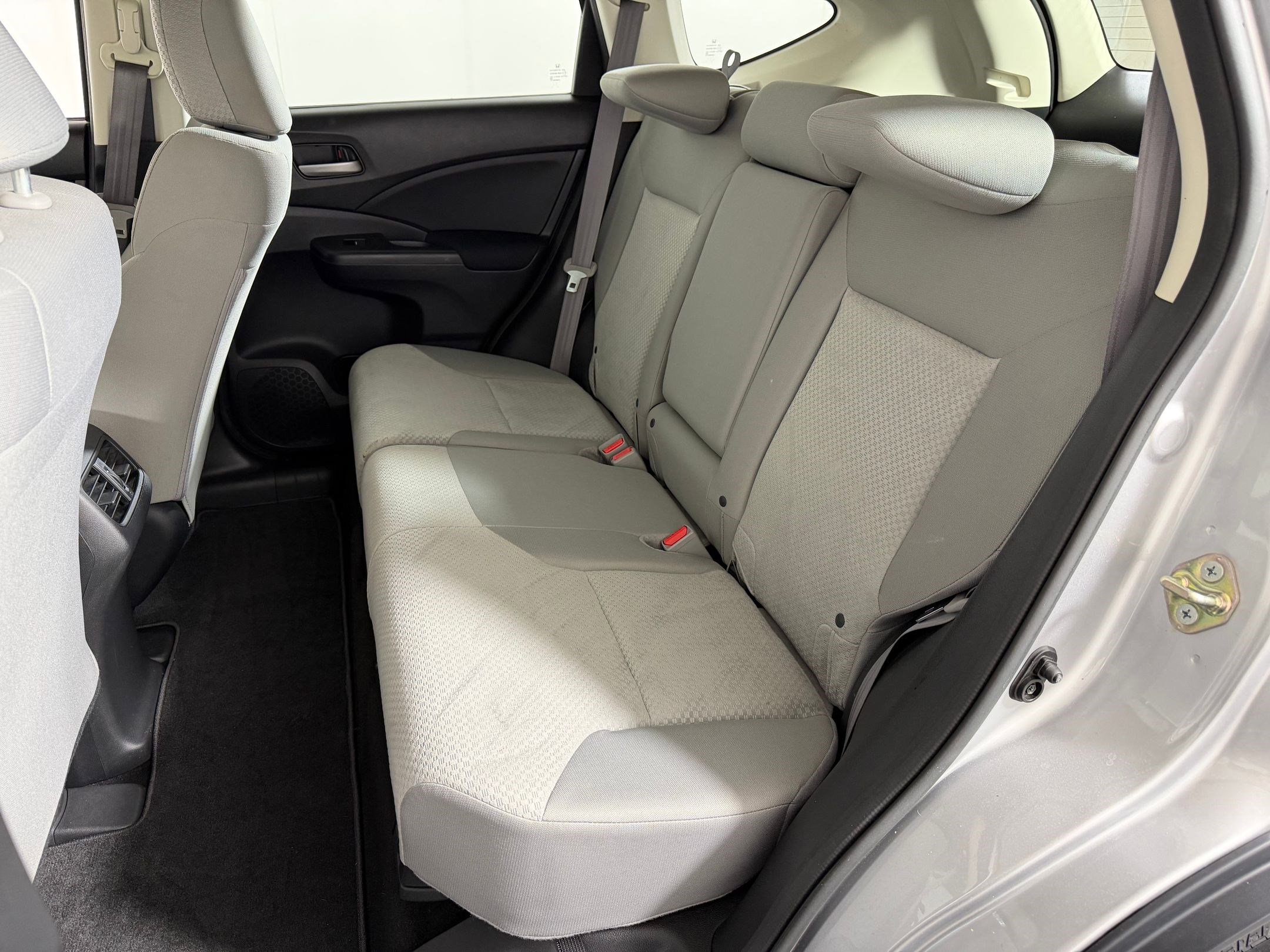 Used 2016 Honda CR-V LX image 12
