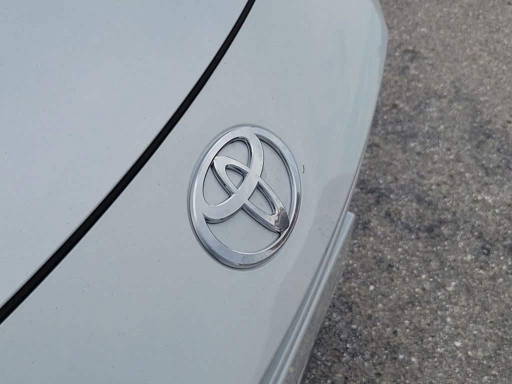 New 2026 Toyota Prius Plug-In Hybrid image 39