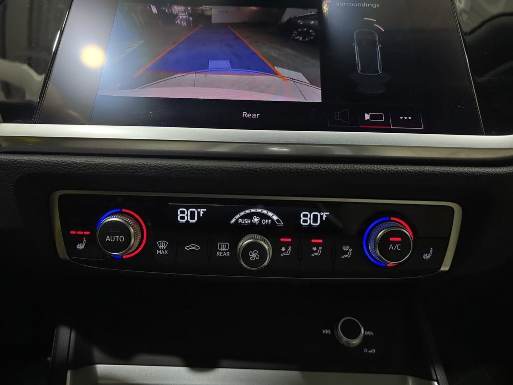 Used 2022 Audi Q3 2.0T Premium image 24