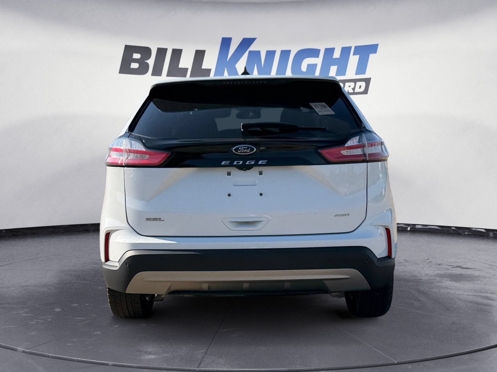 Used 2023 Ford Edge SEL AWD/4WD image 4