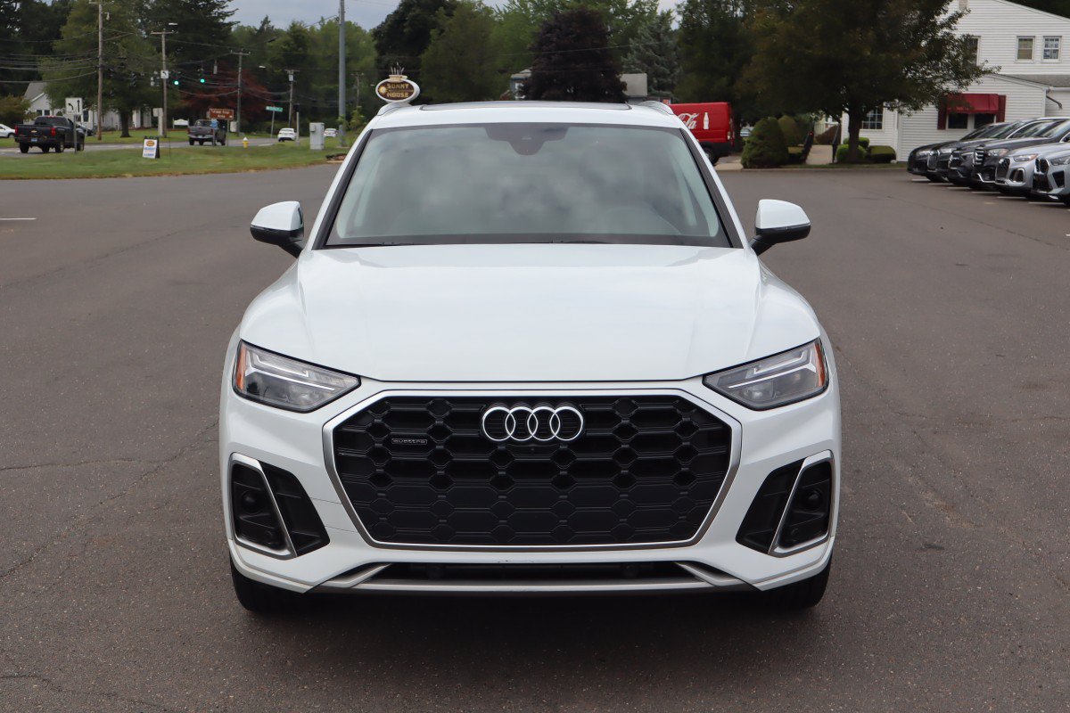 Used 2023 Audi Q5 2.0T Premium Plus AWD/4WD image 2