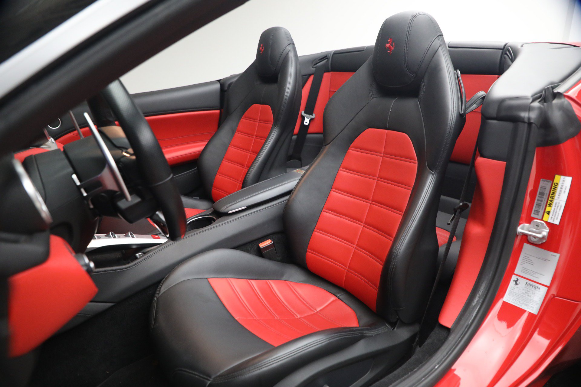 Certified 2017 Ferrari California T RWD image 15