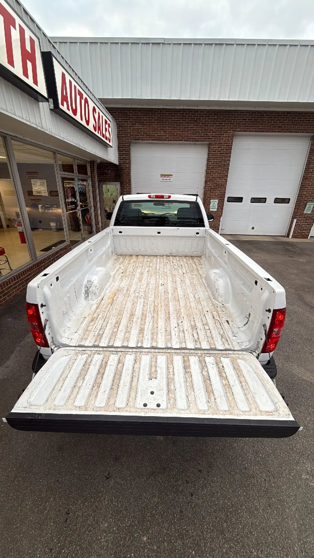 Used 2013 Chevrolet Silverado 1500 W/T image 17