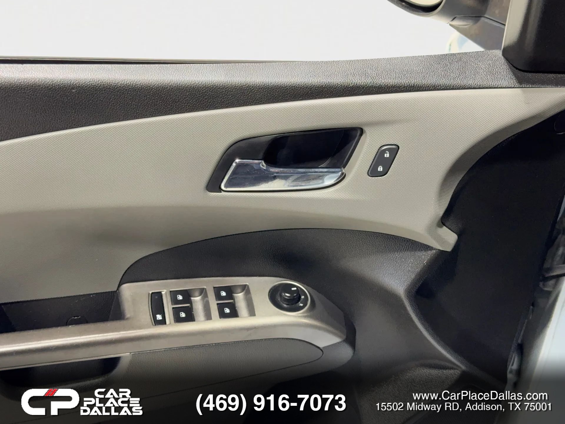 Used 2017 Chevrolet Sonic Premier FWD image 16