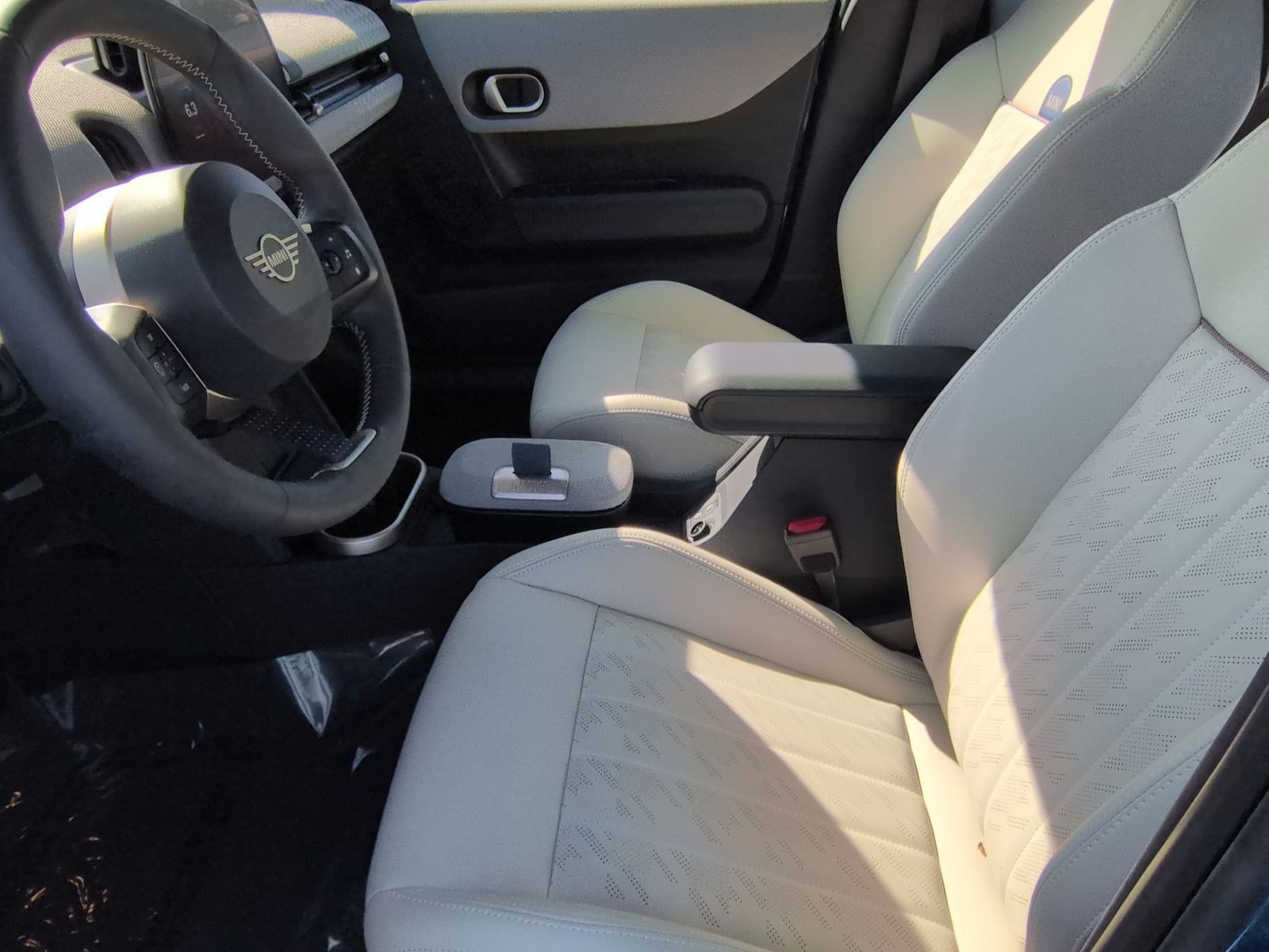 Used 2025 MINI Cooper S FWD image 16