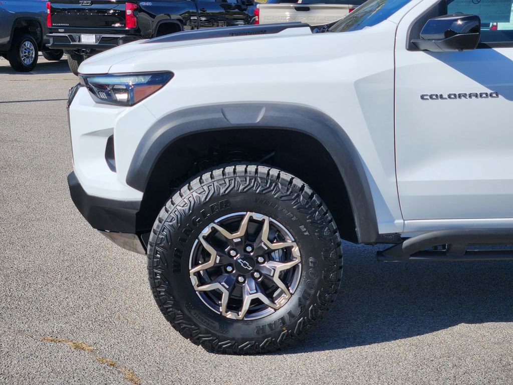 New 2026 Chevrolet Colorado ZR2 w/ Technology Package image 8
