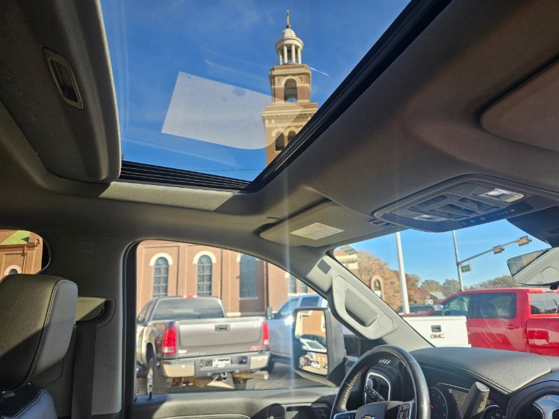 Used 2020 Chevrolet Silverado 2500 LTZ w/ LTZ Premium Package image 10