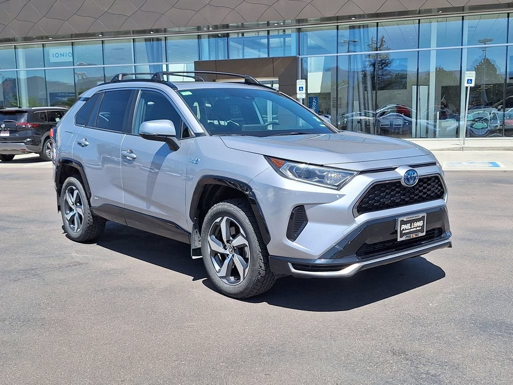 Used 2021 Toyota RAV4 SE w/ Weather & Moonroof Package AWD/4WD image 1
