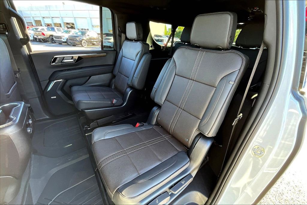 New 2026 Chevrolet Suburban High Country image 10