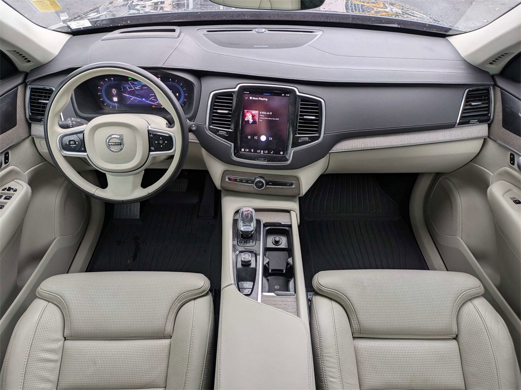 Used 2023 Volvo XC90 B6 Ultimate w/ Protection Package Premier image 19