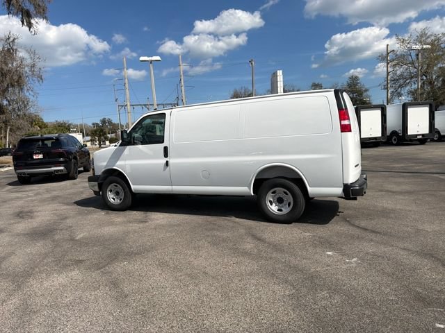 New 2026 Chevrolet Express 2500 w/ Driver Convenience Package RWD image 7