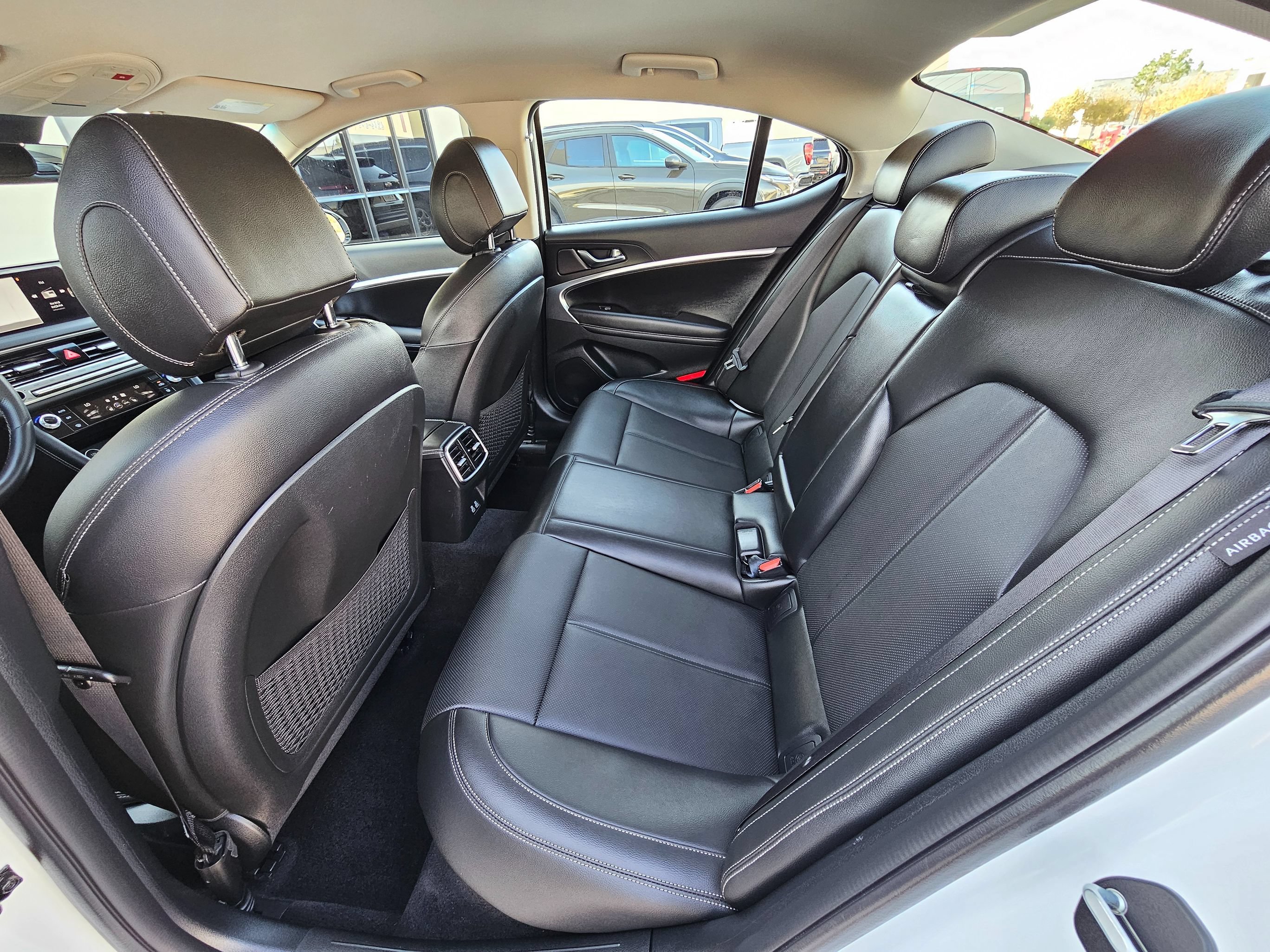 Used 2025 Genesis G70 2.5T RWD image 20