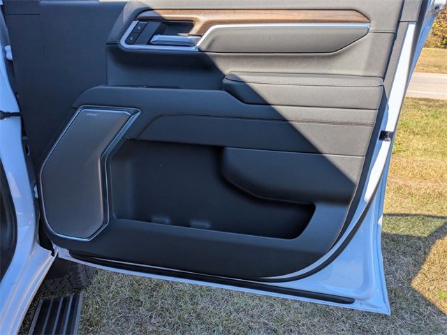 New 2026 Chevrolet Silverado 2500 High Country w/ Technology Package image 38