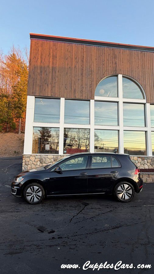 Used 2019 Volkswagen e-Golf SE w/ Driver Assistance Package FWD image 26