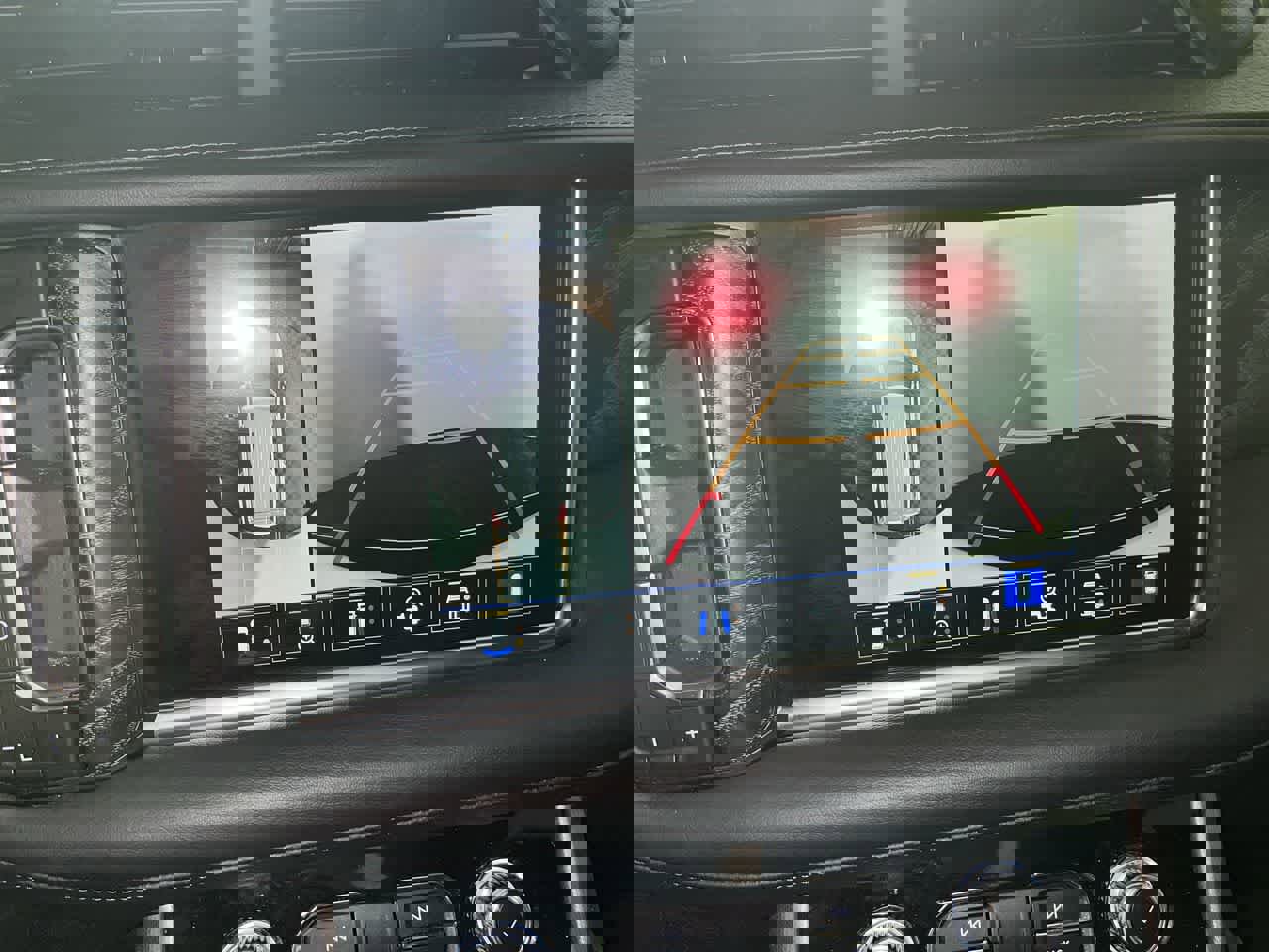 Used 2024 GMC Yukon Denali image 19