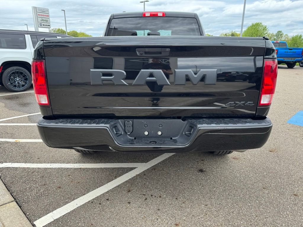 Used 2022 RAM 1500 Express w/ Wheel & Sound Group AWD/4WD image 8