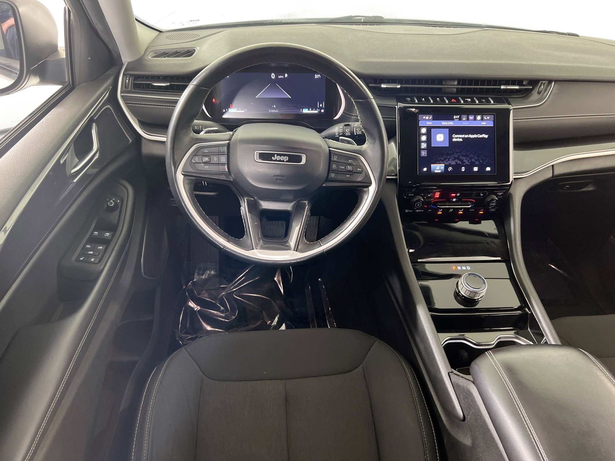 Used 2021 Jeep Grand Cherokee L Laredo w/ Luxury Tech Group I image 21