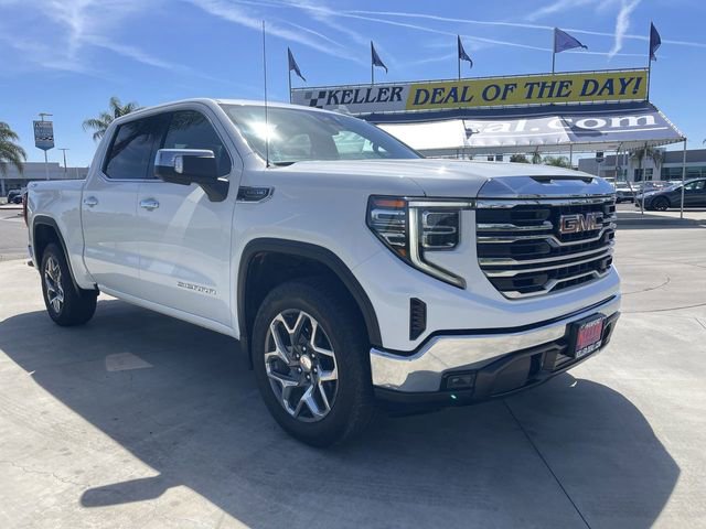 Used 2024 GMC Sierra 1500 SLT w/ SLT Convenience Package AWD/4WD image 2