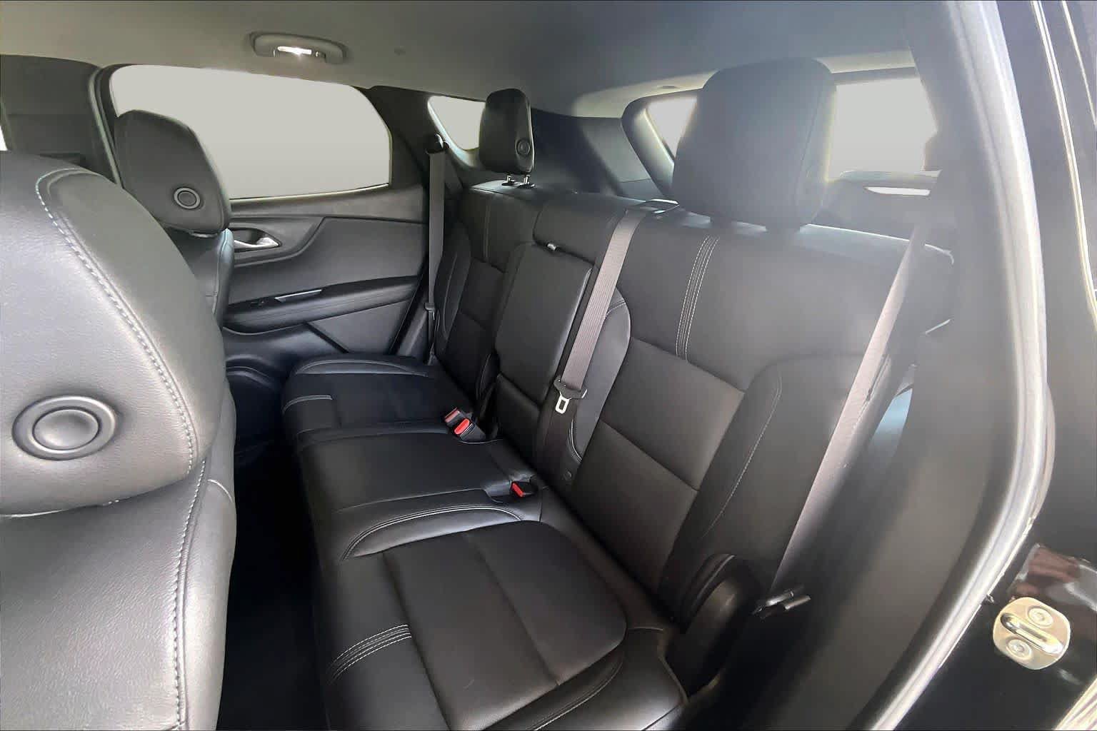Used 2019 Chevrolet Blazer LT w/ Sound & Technology Package FWD image 20