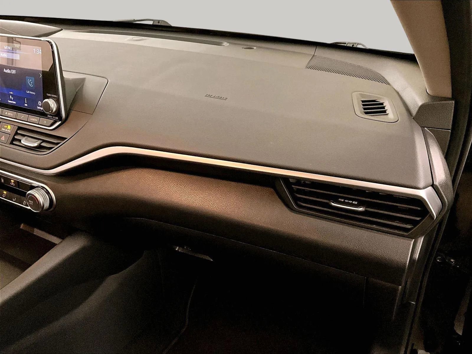 Used 2019 Nissan Altima 2.5 S FWD image 15