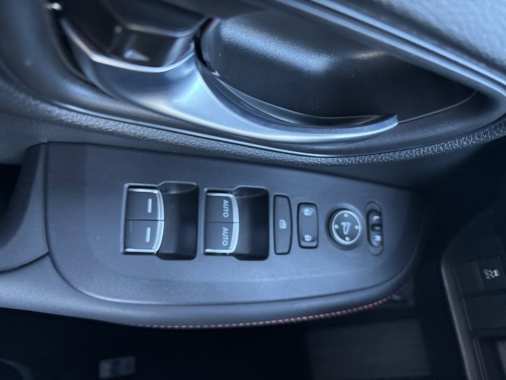 Used 2025 Honda HR-V Sport image 13