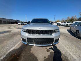 Used 2021 Jeep Grand Cherokee L Limited AWD/4WD image 19