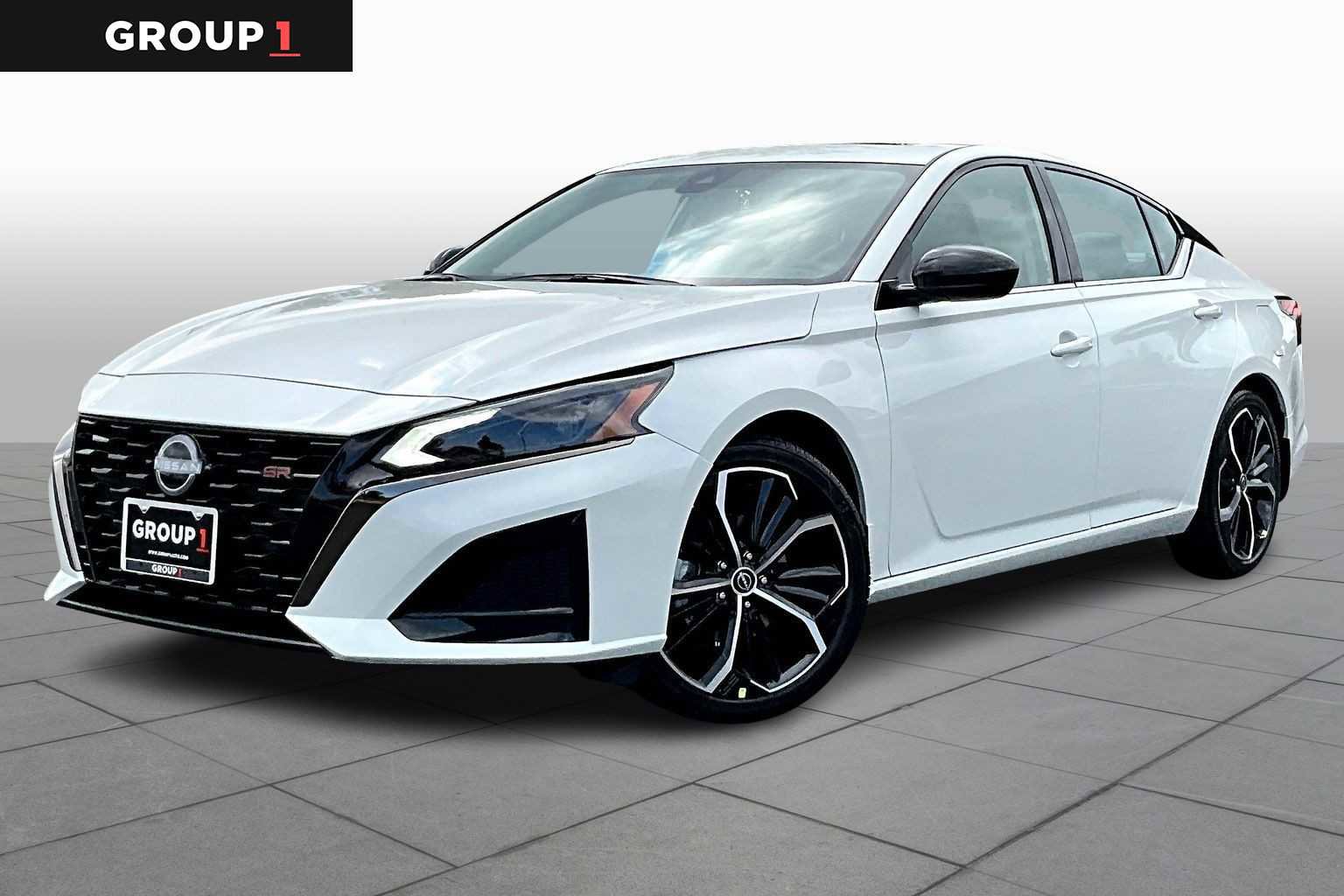 New 2025 Nissan Altima 2.5 SR image 1