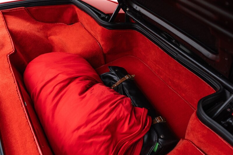 Used 1987 Ferrari Testarossa RWD image 96