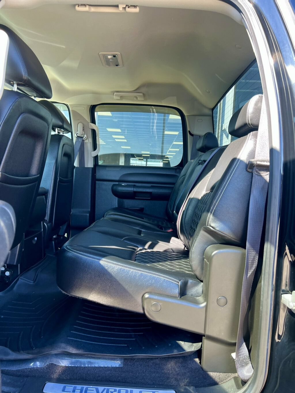 Used 2014 Chevrolet Silverado 2500 LT w/ Z71 Appearance Package AWD/4WD image 20