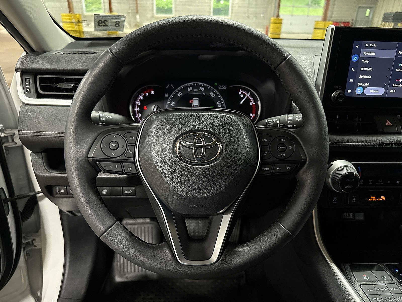 Certified 2024 Toyota RAV4 XLE w/ Convenience Package AWD/4WD image 18