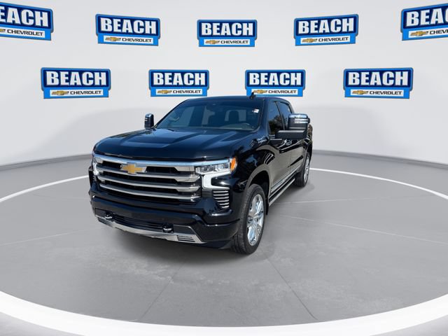 Used 2024 Chevrolet Silverado 1500 High Country w/ High Country Premium Package AWD/4WD image 4