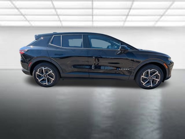 New 2026 Chevrolet Equinox EV LT w/ Comfort Package image 30